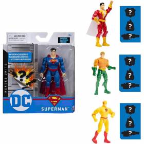 Figura de acción de DC Comics SUPERMAN de 10 cm con 3 accesorios misteriosos 1 MODELOS SURTIDO 